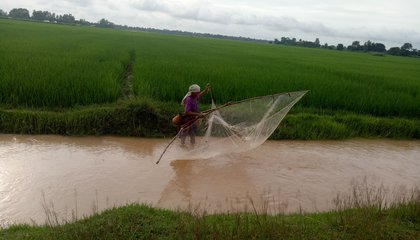 Nepal_fishing_photo credit Dharm Joshi.jpg